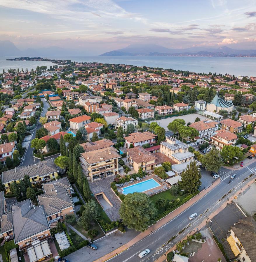 Hotel Gardenia Sirmione Exterior foto