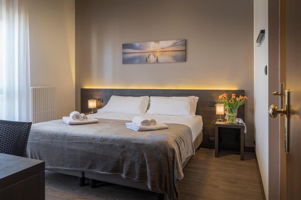 Hotel Gardenia Sirmione Exterior foto