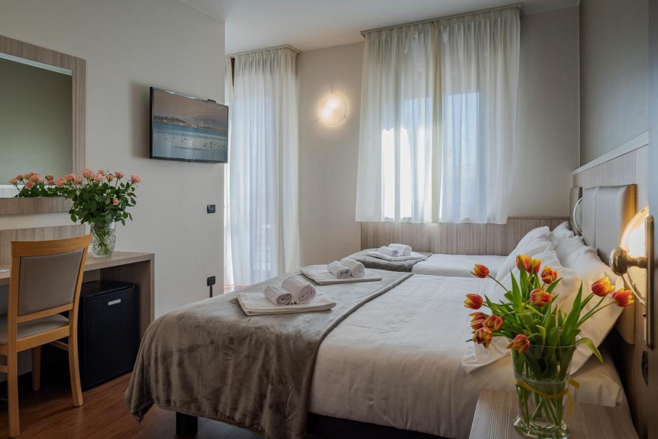 Hotel Gardenia Sirmione Exterior foto