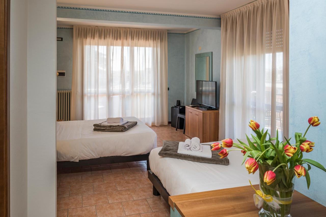 Hotel Gardenia Sirmione Exterior foto