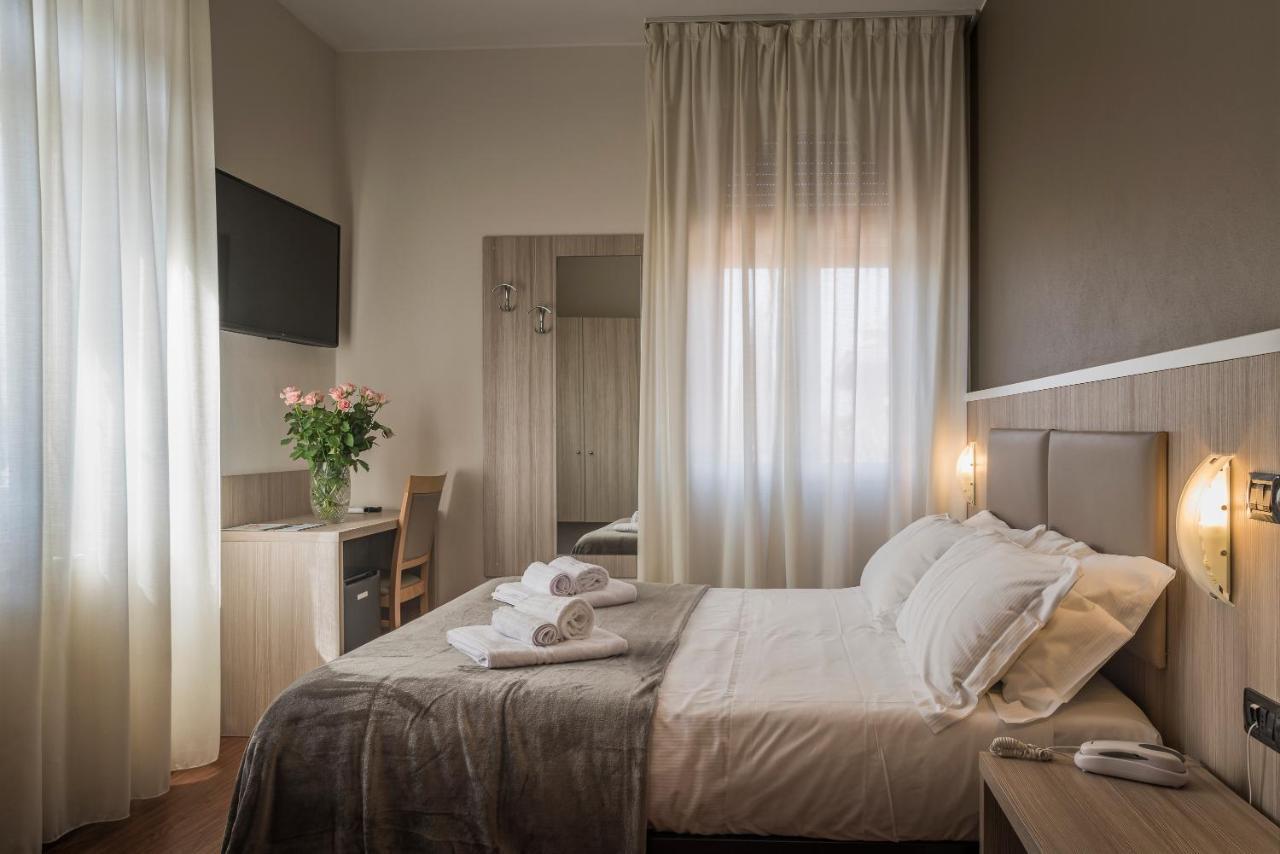 Hotel Gardenia Sirmione Exterior foto